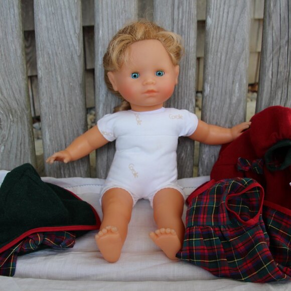 Vintage 1993 Corolle Doll - Original Corolle Clothing - Picture 7 of 13